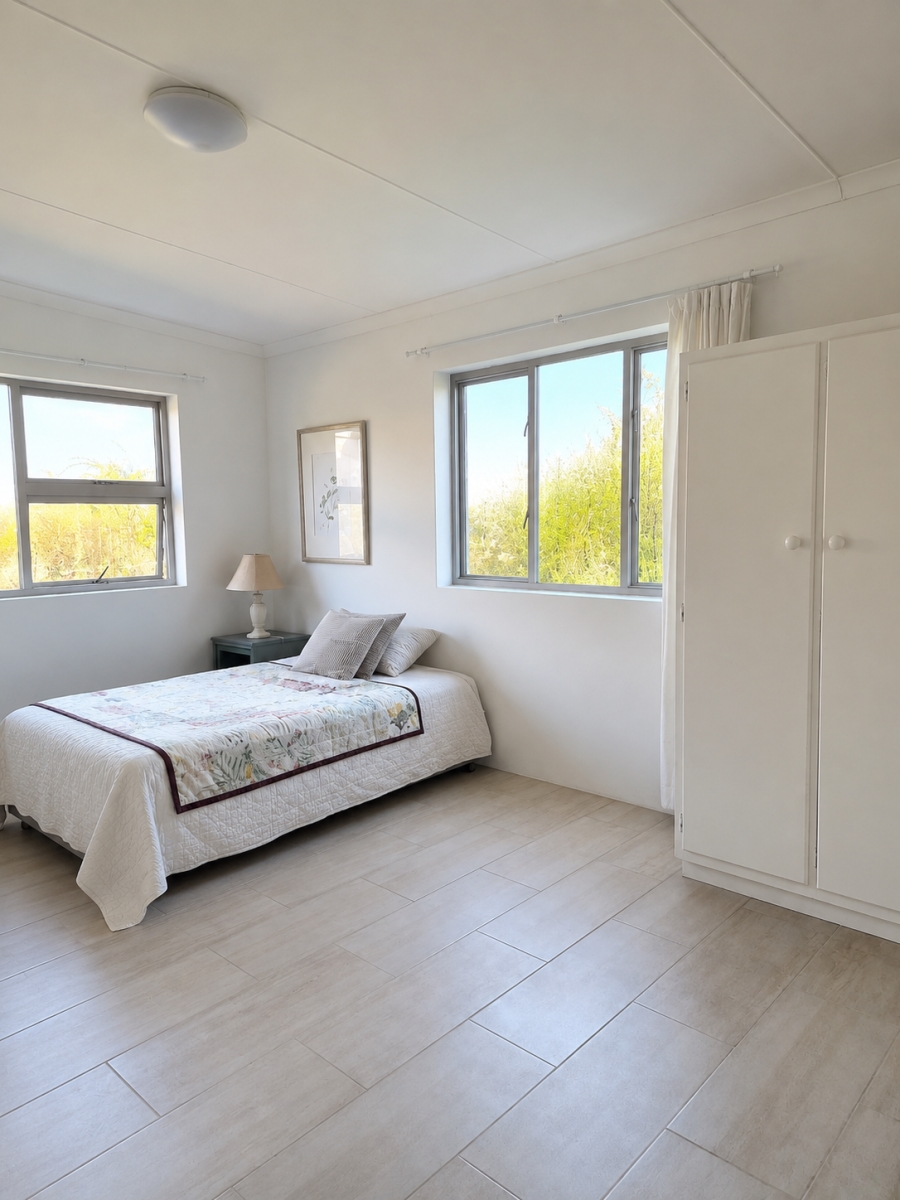 6 Bedroom Property for Sale in Stilbaai Wes Western Cape